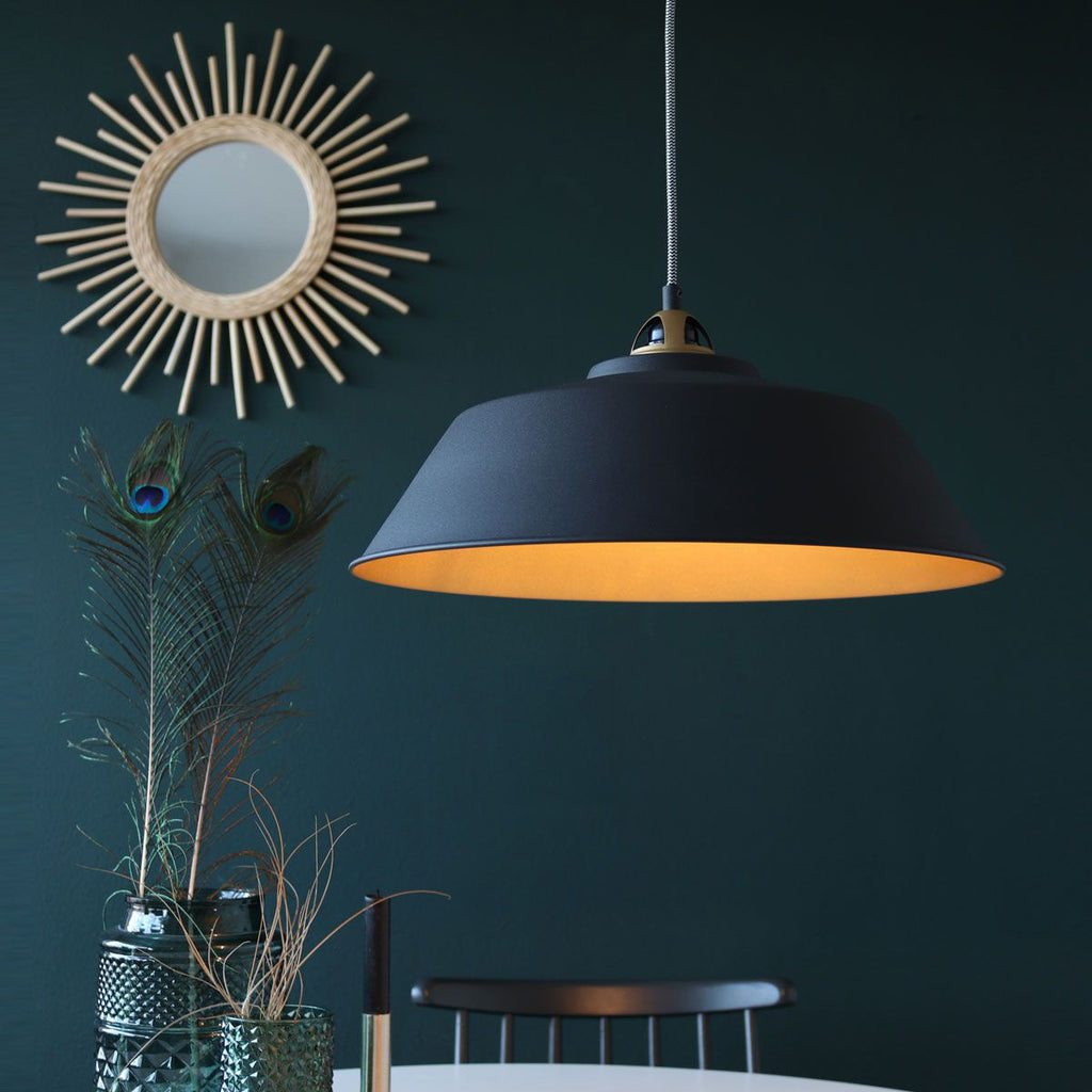 Hanglamp Nove 1318ZW zwart/goud met warme luxe uitstraling