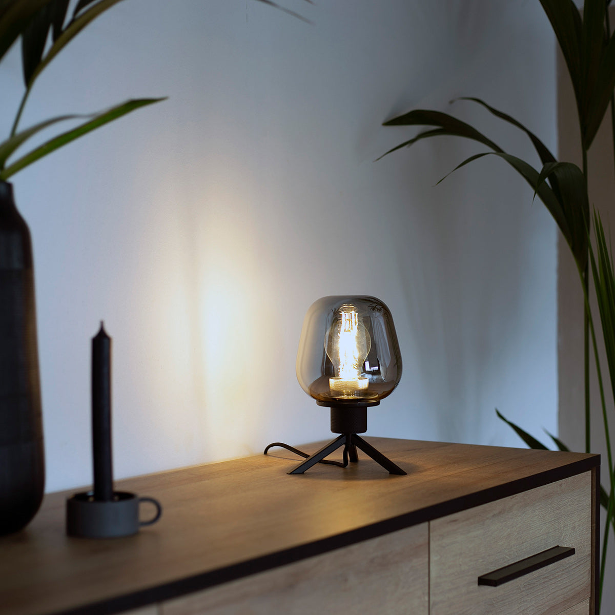 Tafellamp Reflexion 2683ZW zwarte lamp met smoke glas