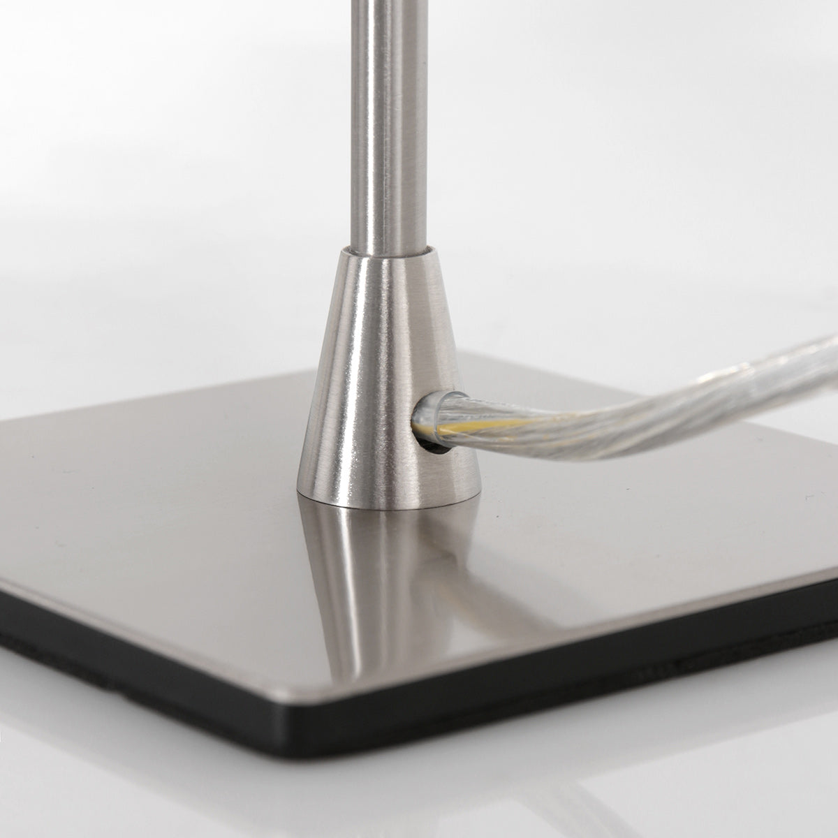 Tafellamp Ancilla 3100ST staal touch on/off met opaal wit glas