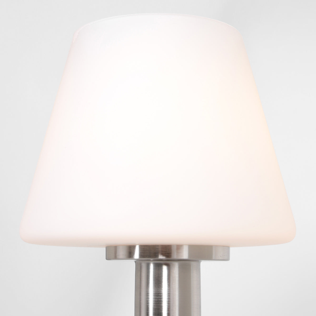 Tafellamp Ancilla 3100ST staal touch on/off met opaal wit glas