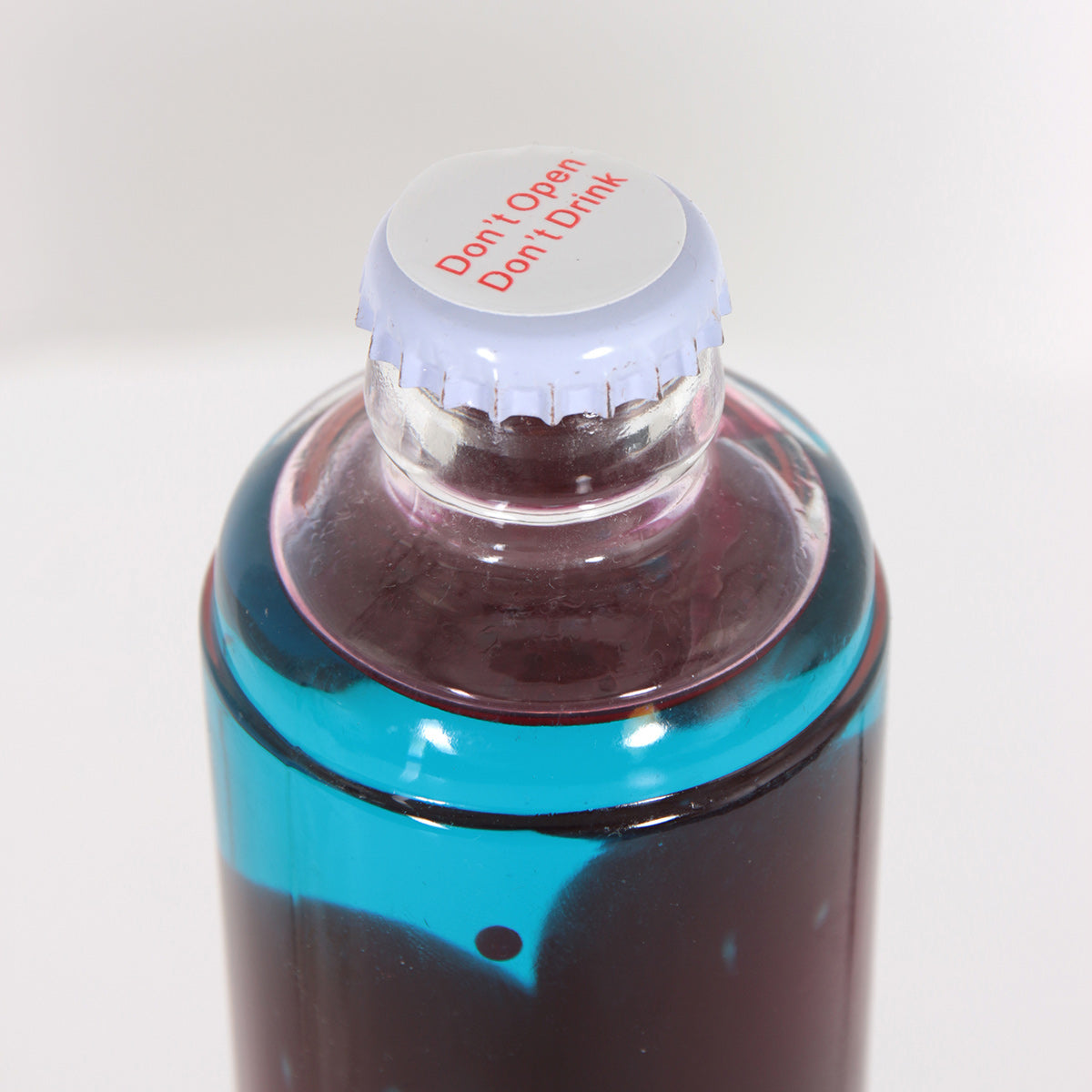Zwarte lavalamp Volcan 3117ZW met helder en rode vloeistof