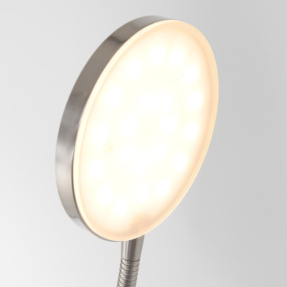 Vloerlamp Platu 3351ST – stalen leeslamp met instelbaar licht