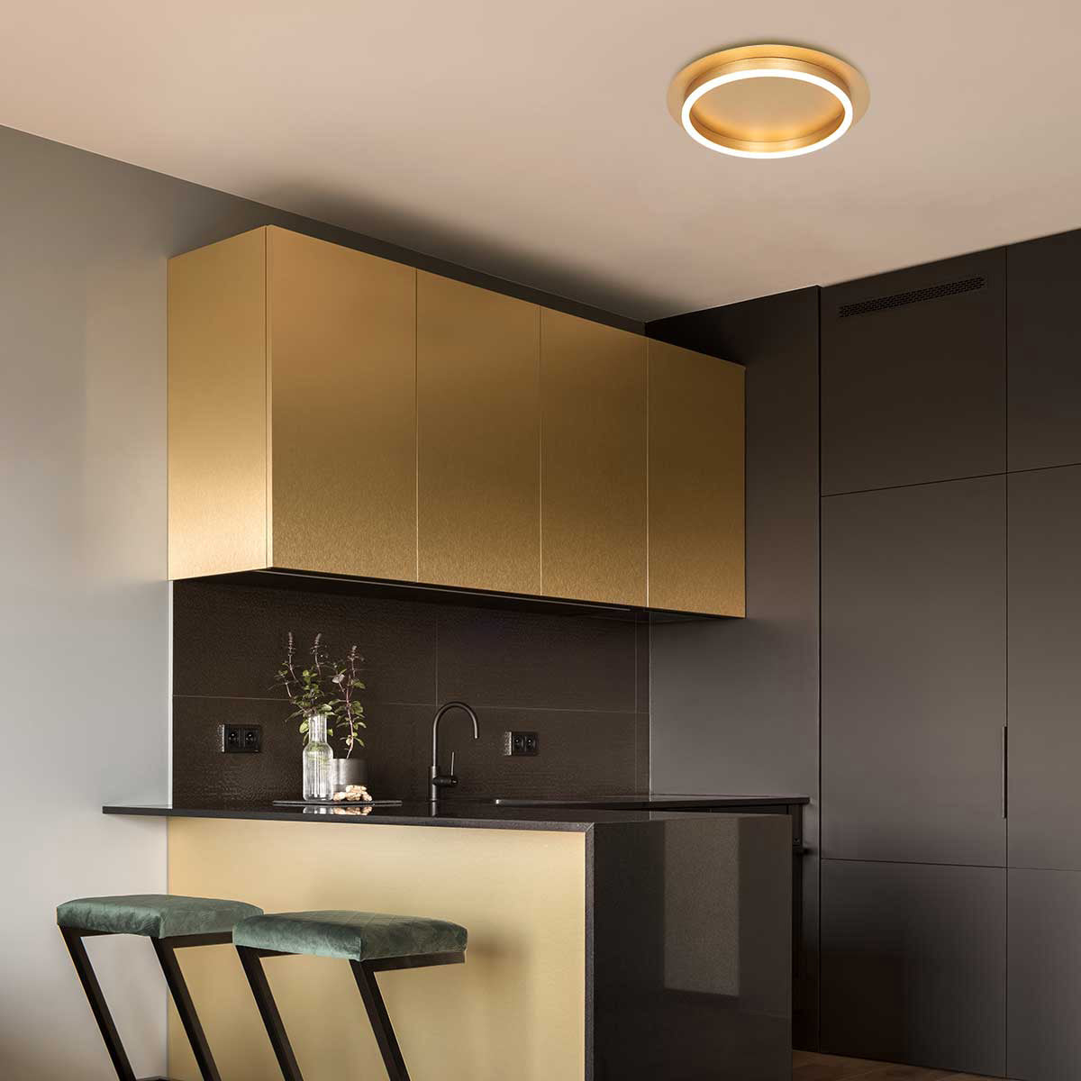 Plafondlamp Ringlux 3655GO gouden plafondlamp met warm LED licht