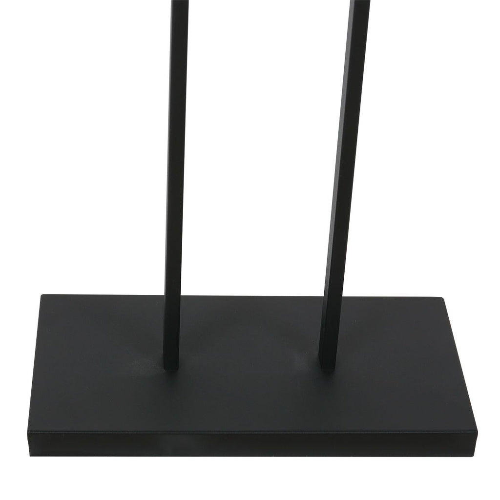 Zwarte staande lamp Stang 3845ZW met E27 fitting en naturel met zwart bamboe kap