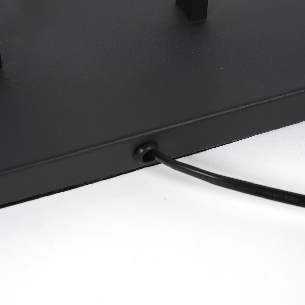 Zwarte staande lamp Stang 3847ZW met E27 fitting en grijs velours kap