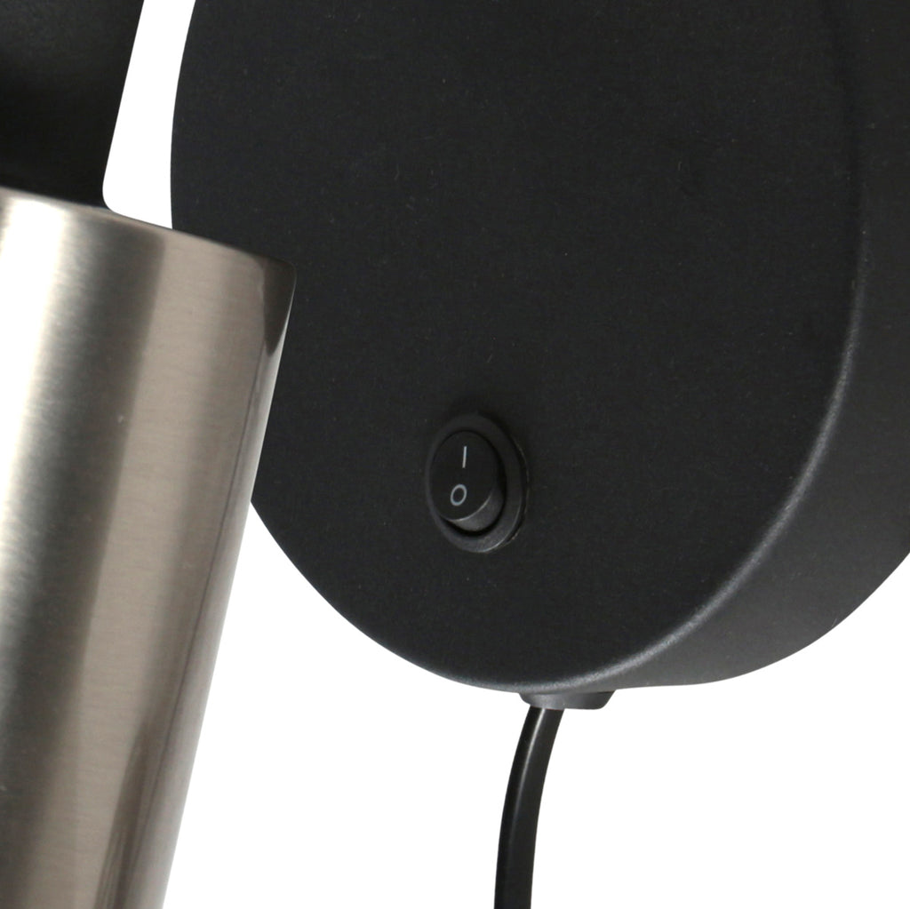 Wandlamp Fjorgard 4848ZW - zwarte wandlamp met stoer metaal