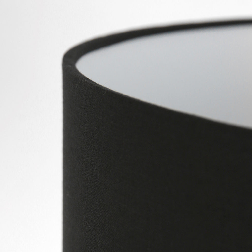 Vloerlamp Triek 7175ZW met zwart linnen kap Ø40 cm