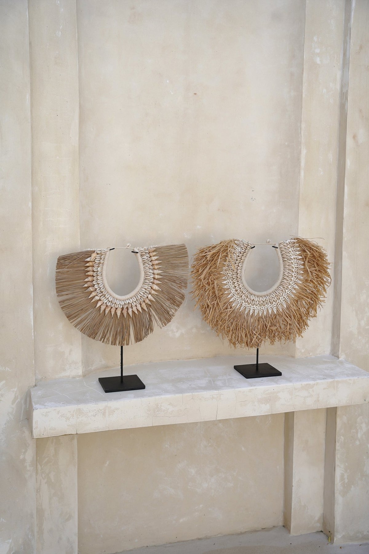 Zeegras hanger op standaard - The Raffia Shell On Stand
