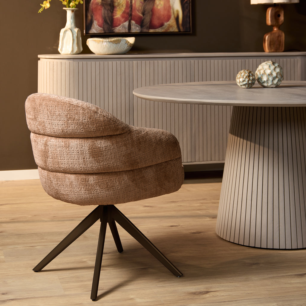 Eetkamerstoel Bella | Cinnamon | Poot Bronze | Met armleuning