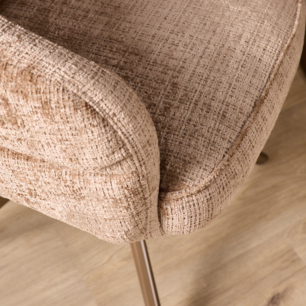 Eetkamerstoel Bella | Cinnamon | Poot Bronze | Met armleuning