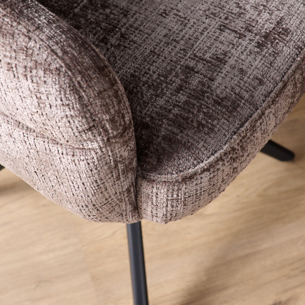 Eetkamerstoel Bella | Clay | Poot Black | Met armleuning